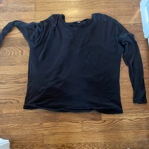 Lululemon black long sleeve top size 18